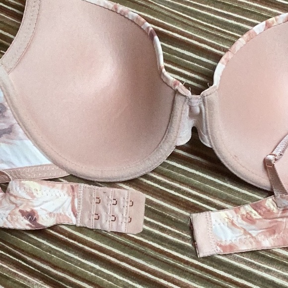 Danskin NWOT two bras 36B brown and blush beige design 3 hook T-shirt bra - Picture 9 of 10